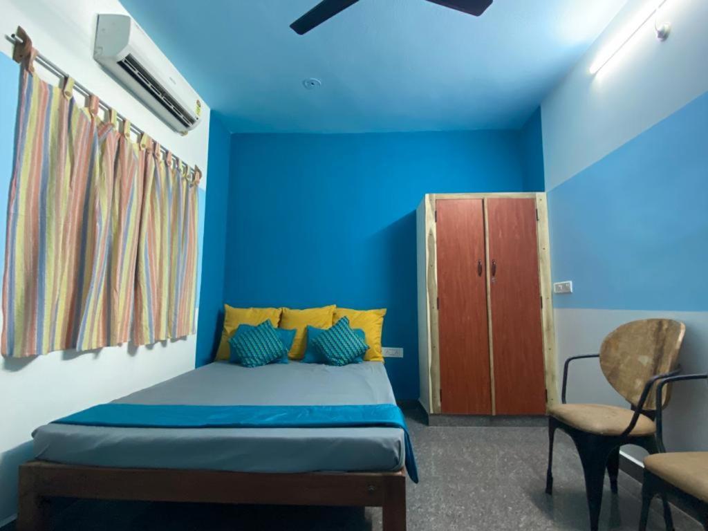 Unearth Hostel أورفيلا المظهر الخارجي الصورة