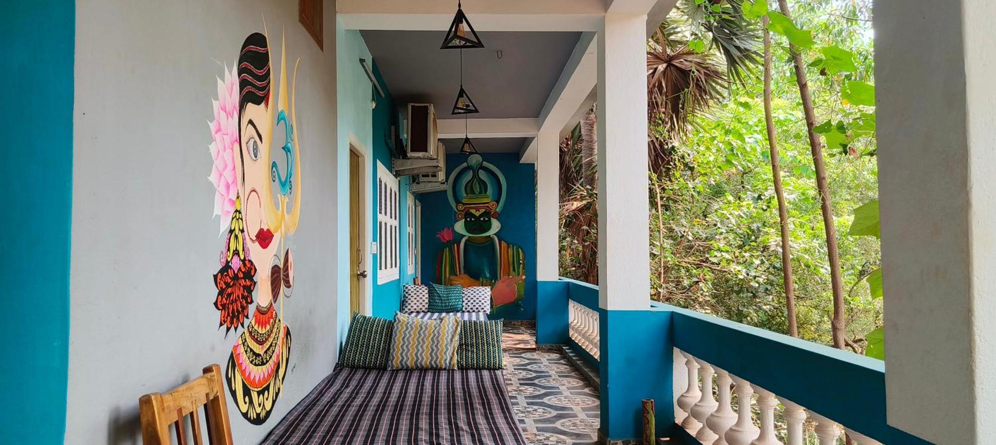 Unearth Hostel أورفيلا المظهر الخارجي الصورة