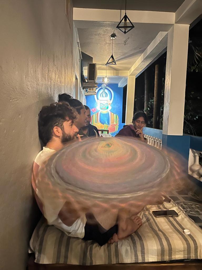 Unearth Hostel أورفيلا المظهر الخارجي الصورة