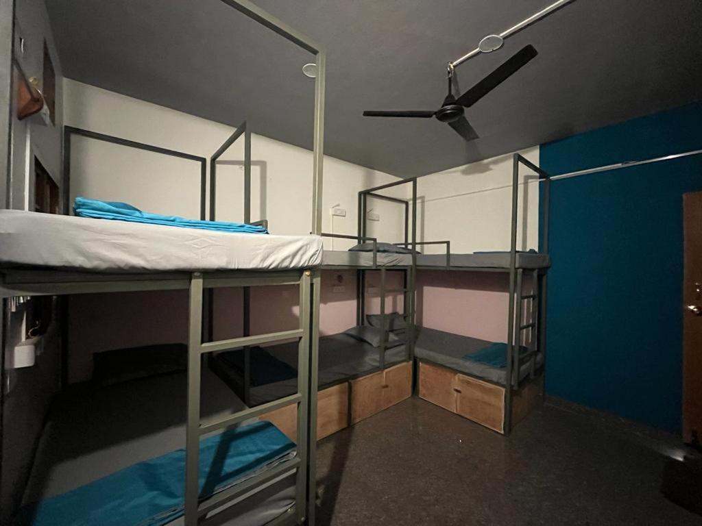 Unearth Hostel أورفيلا المظهر الخارجي الصورة